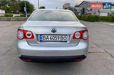 Седан Volkswagen Jetta 2006 в 