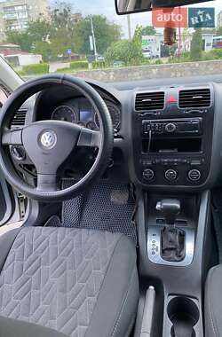 Седан Volkswagen Jetta 2006 в 