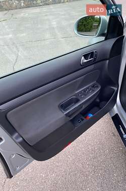 Седан Volkswagen Jetta 2006 в 