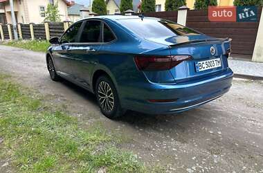 Седан Volkswagen Jetta 2019 в 