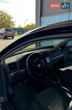 Седан Volkswagen Jetta 2009 в 