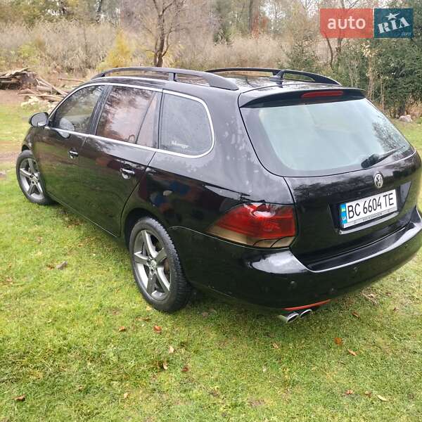 Універсал Volkswagen Jetta 2014 в Львові