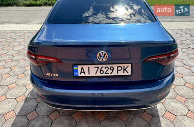 Седан Volkswagen Jetta 2018 в 