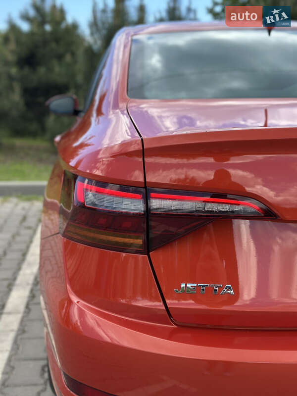 Седан Volkswagen Jetta 2018 в Одесі