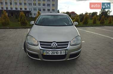 Седан Volkswagen Jetta 2008 в 