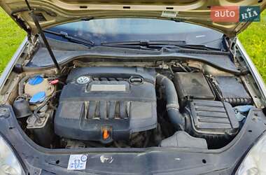 Седан Volkswagen Jetta 2008 в 