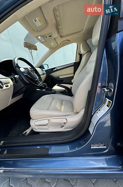 Седан Volkswagen Jetta 2016 в 