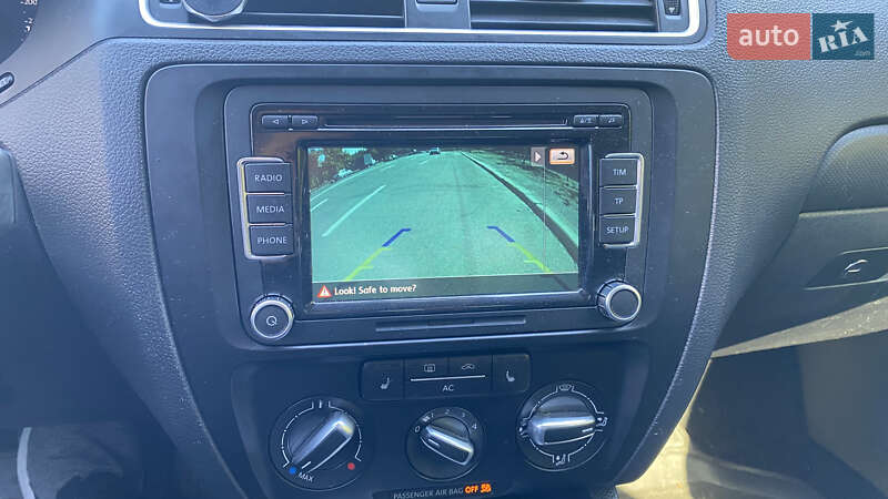 Седан Volkswagen Jetta 2012 в Києві