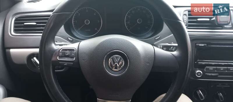 Седан Volkswagen Jetta 2012 в Виннице