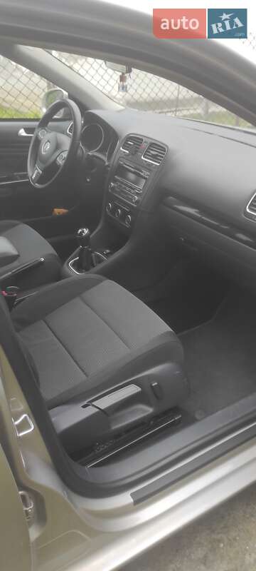 Универсал Volkswagen Jetta 2013 в Львове