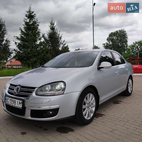 Седан Volkswagen Jetta 2007 в Стрые