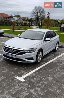 Седан Volkswagen Jetta 2018 в Львові