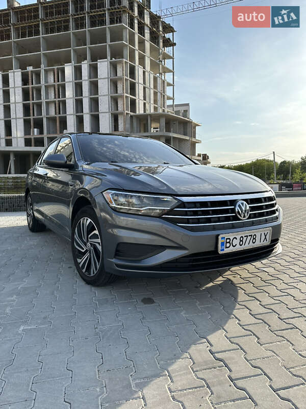 Седан Volkswagen Jetta 2020 в Львове