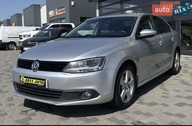 Седан Volkswagen Jetta 2014 в Мукачевому