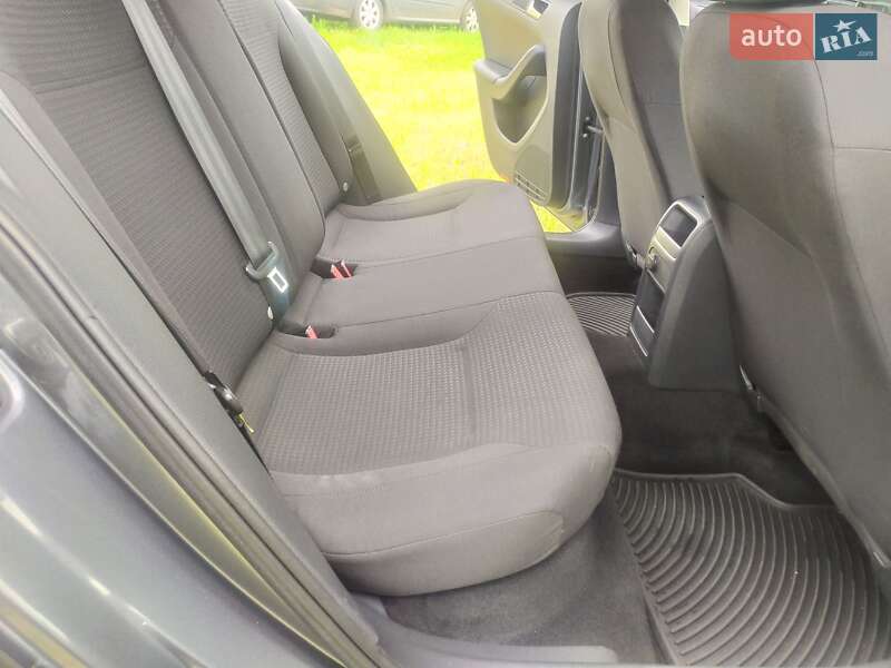 Седан Volkswagen Jetta 2014 в Харкові