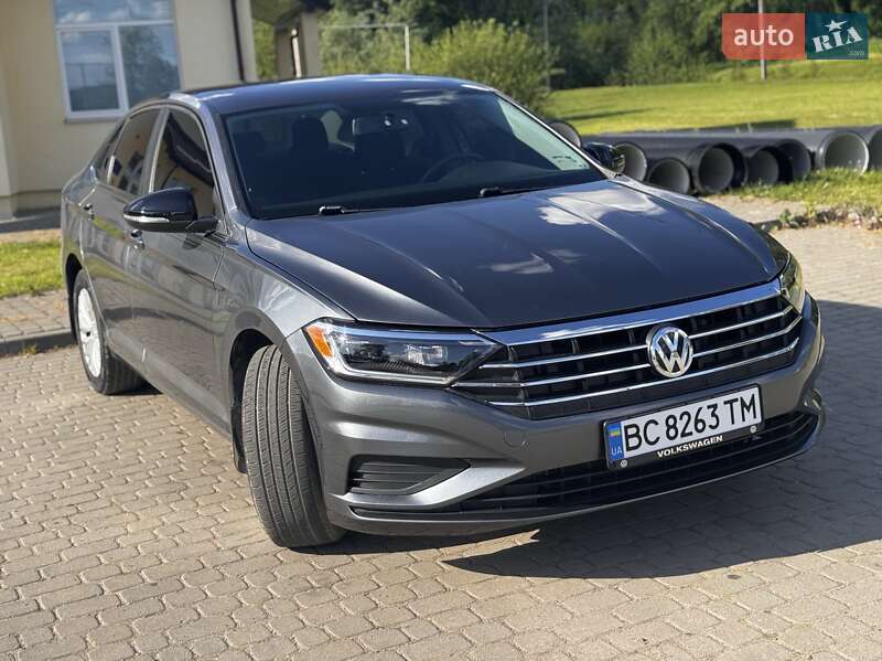 Седан Volkswagen Jetta 2018 в Львове