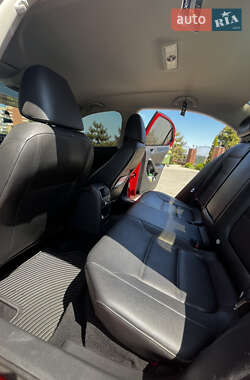 Седан Volkswagen Jetta 2012 в 