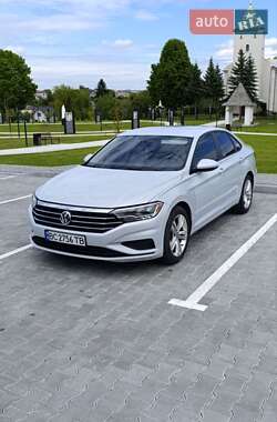 Седан Volkswagen Jetta 2018 в Львове