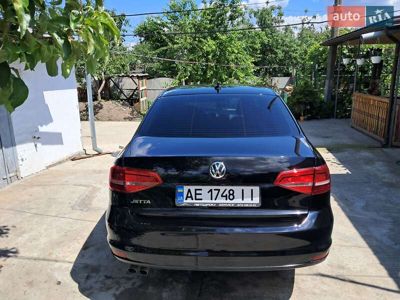 Седан Volkswagen Jetta 2015 в Новомосковську
