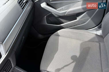 Седан Volkswagen Jetta 2018 в 
