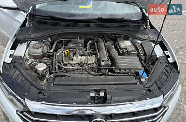 Седан Volkswagen Jetta 2018 в 
