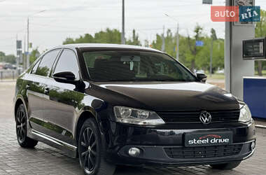 Седан Volkswagen Jetta 2012 в 