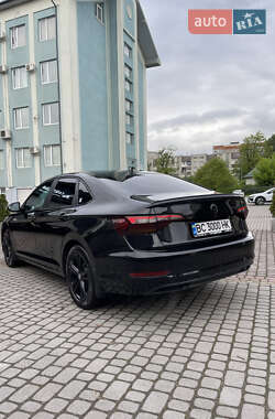 Седан Volkswagen Jetta 2018 в 