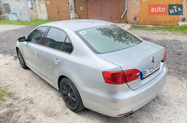 Седан Volkswagen Jetta 2011 в 