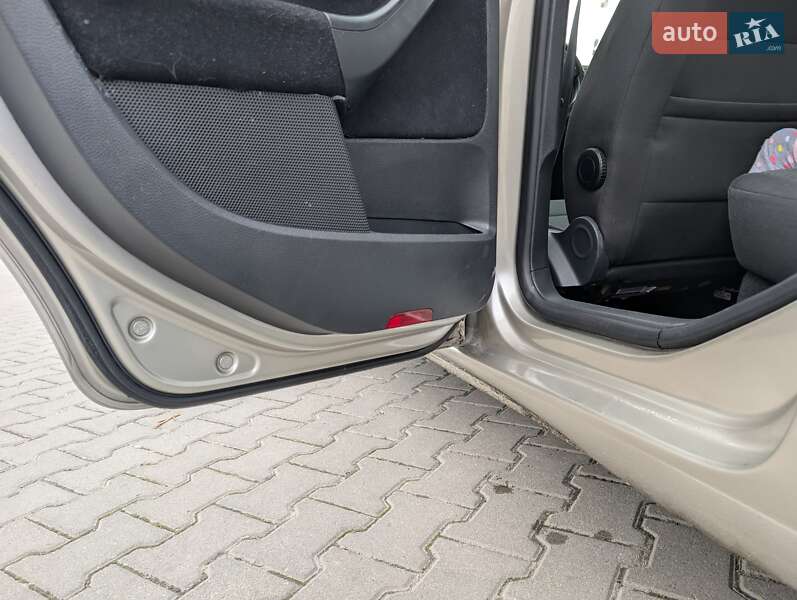 Универсал Volkswagen Jetta 2013 в Львове