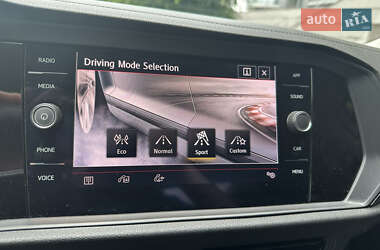 Седан Volkswagen Jetta 2018 в 