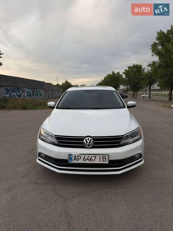 Седан Volkswagen Jetta 2015 в Запорожье