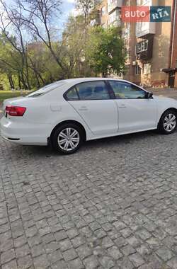 Седан Volkswagen Jetta 2014 в 