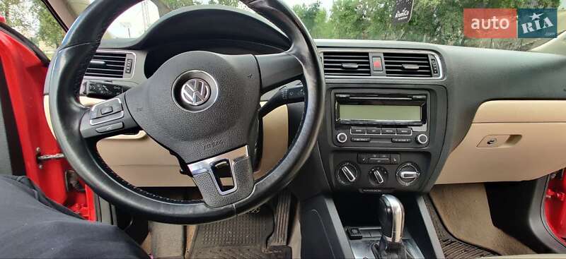 Седан Volkswagen Jetta 2011 в Києві