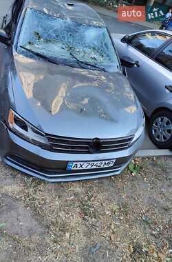 Седан Volkswagen Jetta 2015 в 