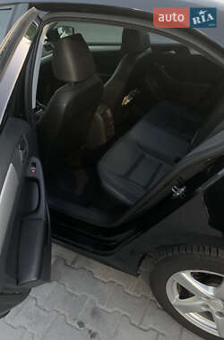 Седан Volkswagen Jetta 2014 в 