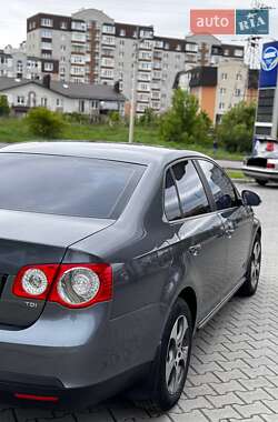 Седан Volkswagen Jetta 2007 в 