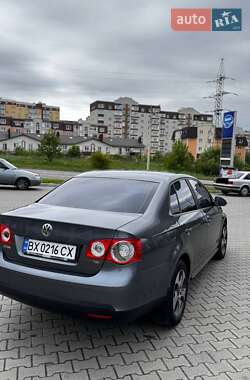 Седан Volkswagen Jetta 2007 в 
