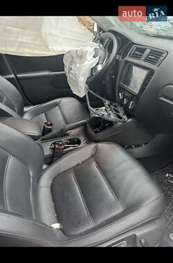 Седан Volkswagen Jetta 2013 в 