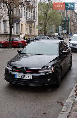 Седан Volkswagen Jetta 2014 в 