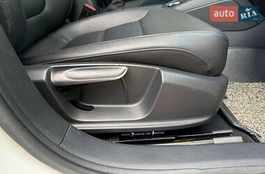 Седан Volkswagen Jetta 2015 в 