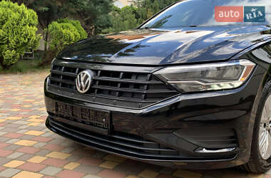 Седан Volkswagen Jetta 2018 в Николаеве