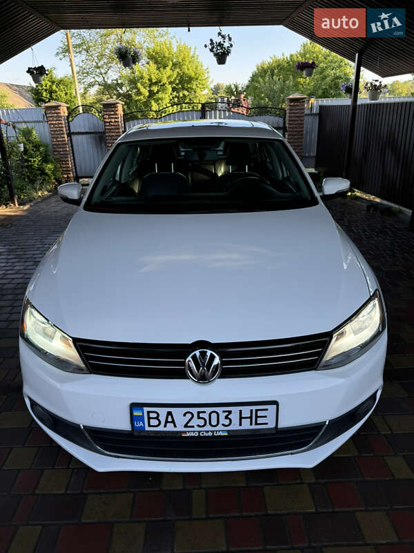 Седан Volkswagen Jetta 2014 в Ярошевке