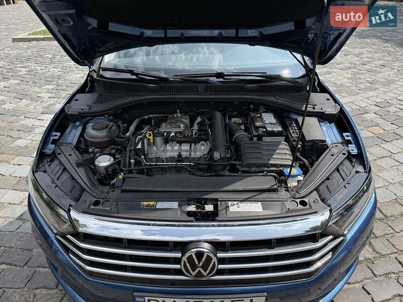 Седан Volkswagen Jetta 2018 в Киеве
