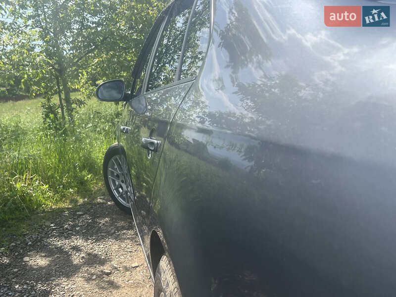 Седан Volkswagen Jetta 2006 в Калуше