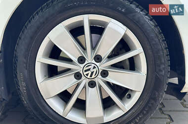 Седан Volkswagen Jetta 2016 в 