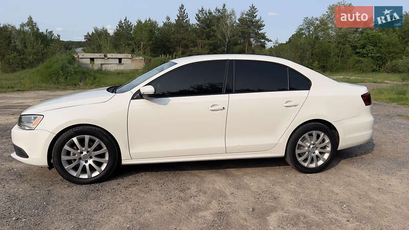 Седан Volkswagen Jetta 2011 в Житомирі