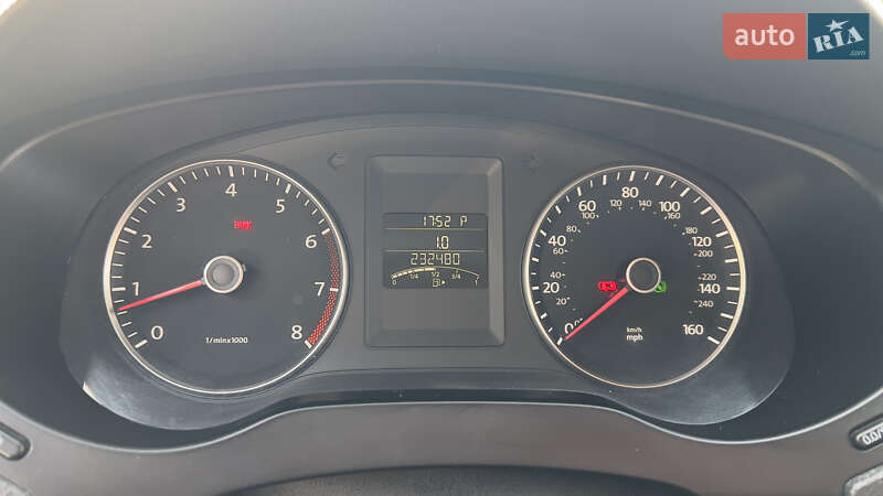 Седан Volkswagen Jetta 2011 в Житомирі