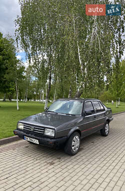 Седан Volkswagen Jetta 1988 в Ровно