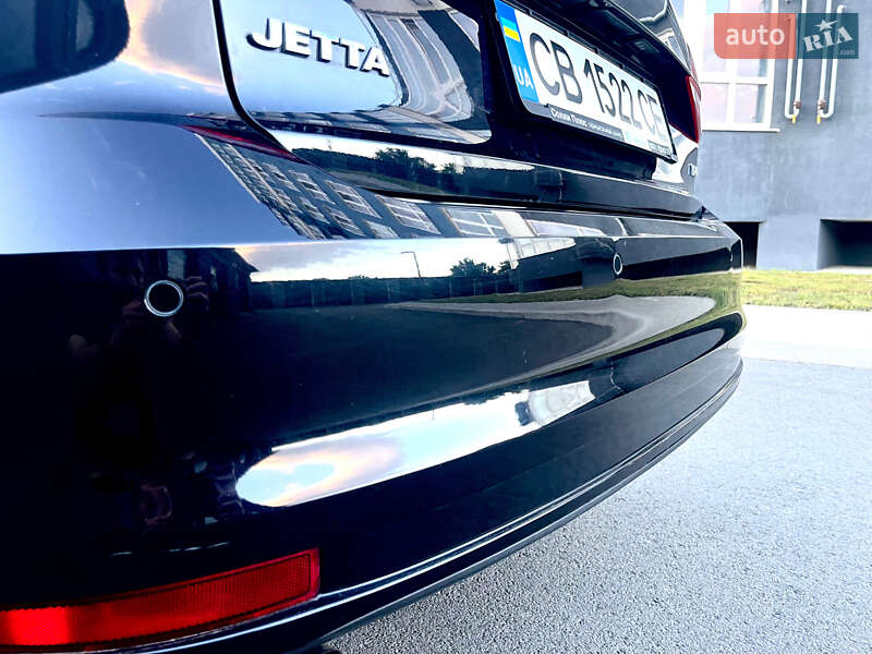 Седан Volkswagen Jetta 2016 в Чернигове