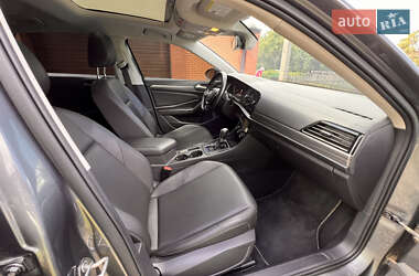 Седан Volkswagen Jetta 2018 в 